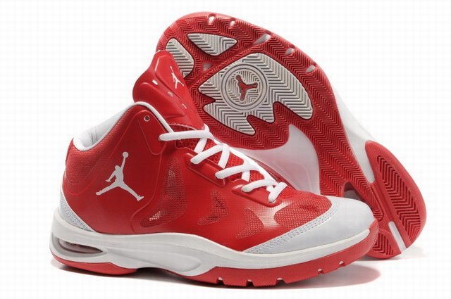 chaussure nike garcon pas cher jordan